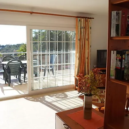 - 5 Bedrooms With Wifi And Sea Views Young People Group Not Allowed - 07942 Vila